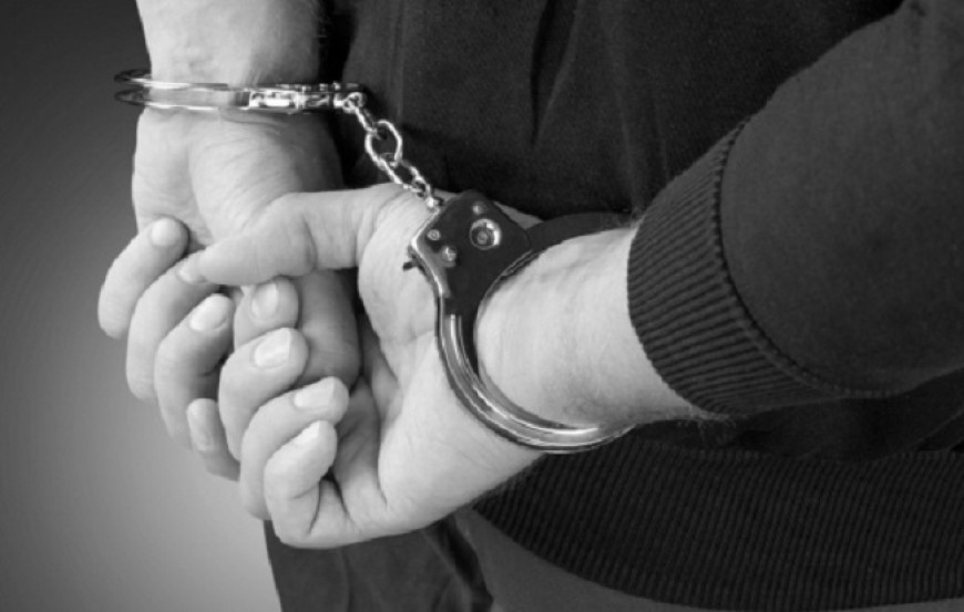 Избил битой и зарезал. Житель Теленешт получил 11 лет тюрьмы за убийство