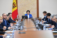 Зарплата министров в Молдове вырастет на 8 тысяч леев