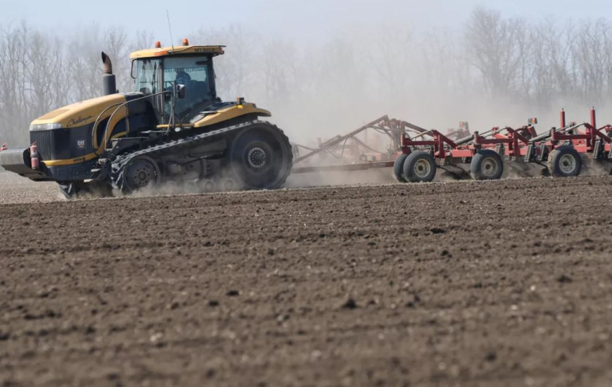 Фермеры в Молдове обеспокоены: сельхозугодья могут продать иностранцам