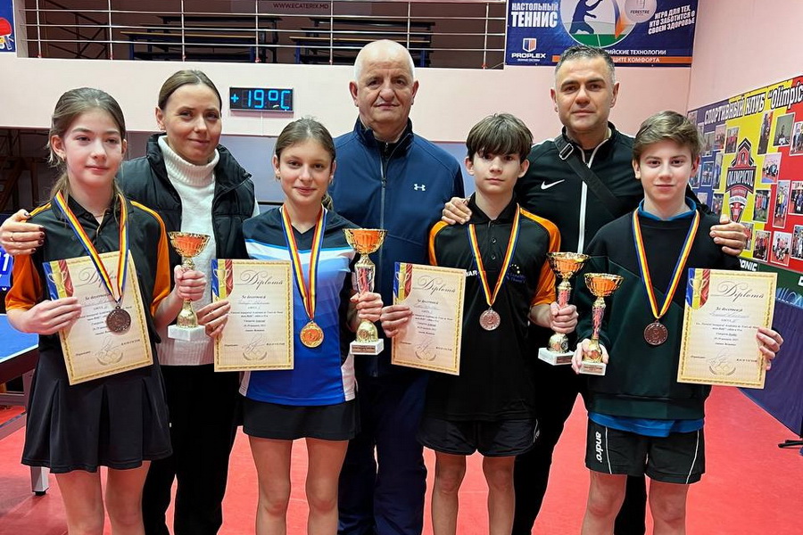 Теннисисты из Гагаузии завоевали призовые места на международном турнире AmaTur