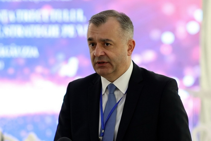 Экс-премьер о "попытке упразднения автономии": нужно "понимать, насколько опасны такие инициативы"