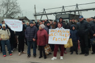 Полиция блокирует транспорт, везущий людей на протест в Кишинев