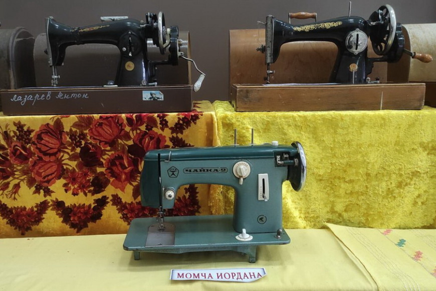 Виден прогресс отрасли с начала 20 века по сегодняшний день – в Чишмикиойе открылась выставка швейных машин