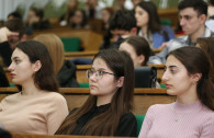 Жить и работать в динамично развивающемся регионе: что предлагают власти Гагаузии молодым врачам?