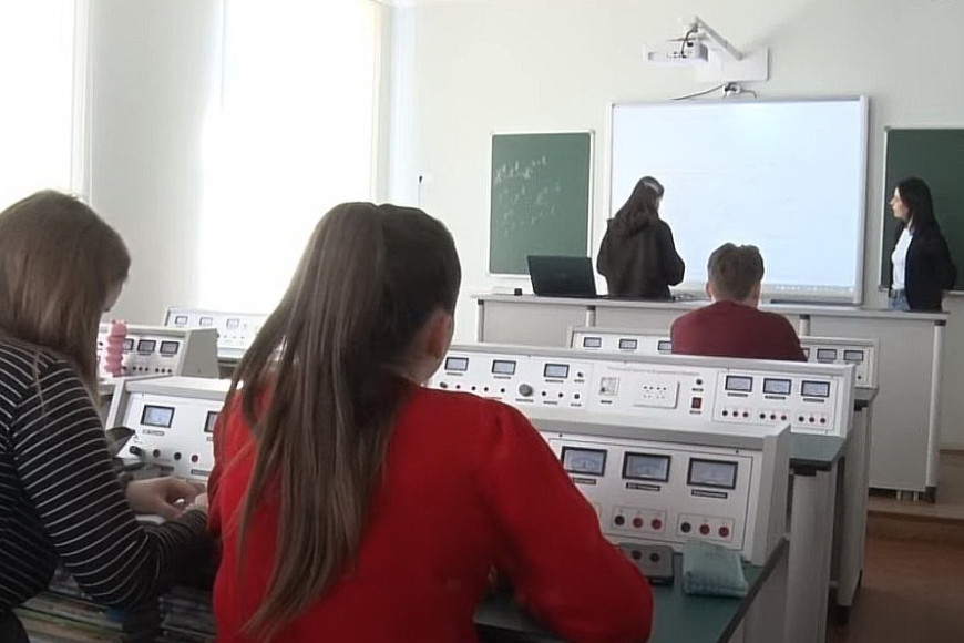 Кристева: "Сбор финансовых средств в учебных заведениях приравнивается к коррупции"