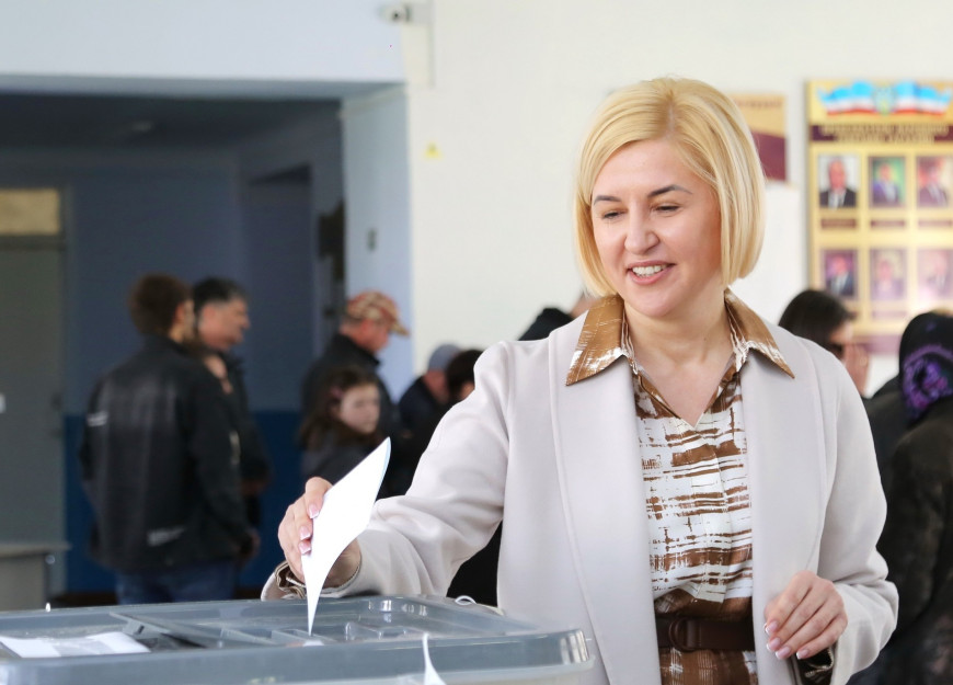«Ожидаю, что новый башкан продолжит курс на развитие». Ирина Влах проголосовала на выборах главы Гагаузии
