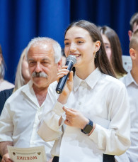 «Знания меняют детей, взрослых и весь мир». В Гагаузии чествовали победителей предметных олимпиад
