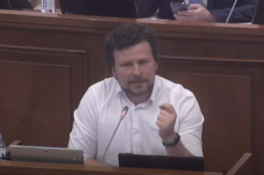 "Мы не живем в сказке": депутат PAS объяснил, почему зарплата повышается не всем