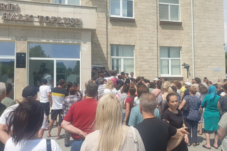 Заседание НСГ прервано – в центре Комрата протест патентообладателей