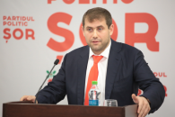 Шор: список Исполкома, предложенный Константиновым, "был заполнен любовницами, кумовьями и детьми депутатов"