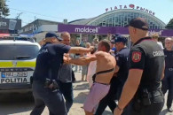 В Бельцах полиция распылила слезоточивый газ, задерживая мужчину; палатку "Возрождения" разобрали