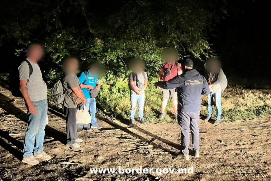 Задержаны двое молдаван, подозреваемых в организации нелегальной миграции
