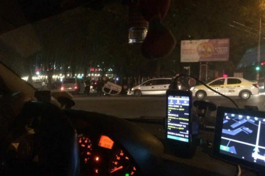 В Сынжере пьяная женщина-полицейский сбила трех человек, есть погибший