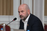 Матерным словцом: Владимир Боля не сдержал эмоций во время пресс-конференции