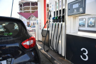 Рост не прекращается: НАРЭ анонсировало новое повышение цен на топливо