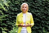 "Оскверняет демократию и свободу слова" – Ирина Влах о "фабрике троллей" Майи Санду
