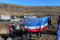 Жара, мощь моторов и пыль: гагаузы заняли первые места на автокроссе Молдовы