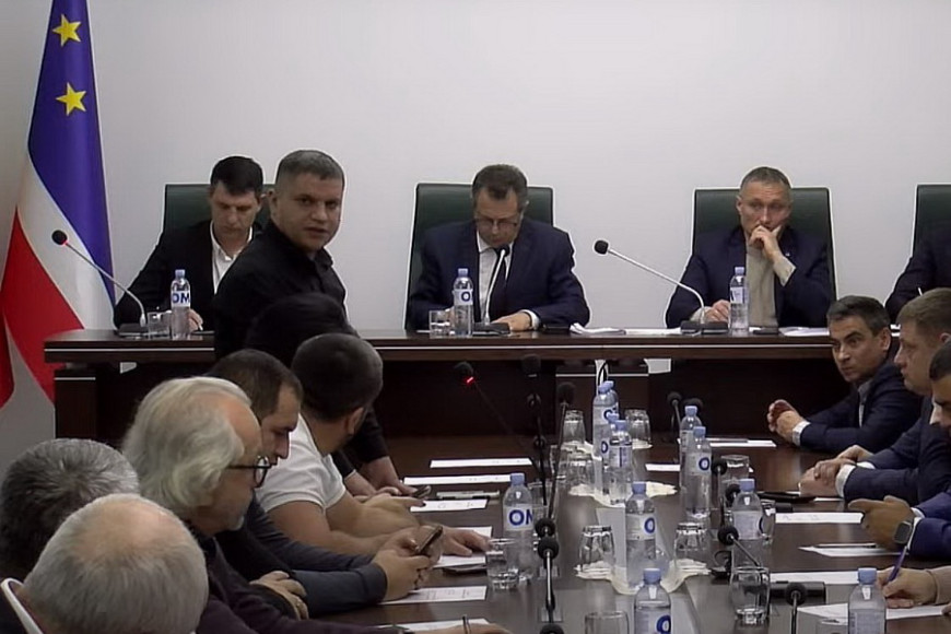 В НСГ призвали башкана дистанцироваться от партии "ШОР"