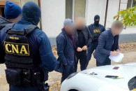 Потребовал взятку в 2 тысячи евро: что полицейский пообещал взамен?
