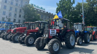 Слусарь: полиция не помогает, Кишинев заблокируют сотни тракторов