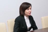 "Выборы прошли, можно и расслабиться"? Ирина Влах об отмене режима ЧП и "злоупотреблениях" Санду