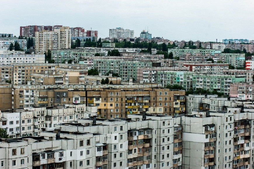 За торговлю наркотиками. У двух жителей Кишинева государство отобрало квартиру