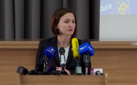 "Спрашивайте на румынском": глава Антикоррупционой прокуратуры отказалась отвечать журналисту на русском