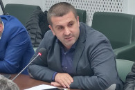 "Башкан не хочет прерывать отпуск"? Депутат НСГ о невыплате зарплат бюджетникам
