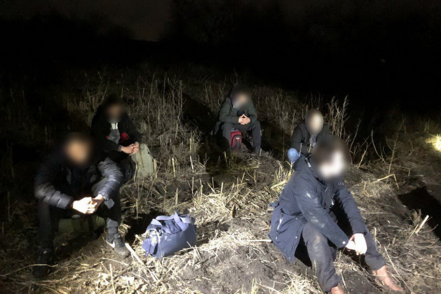 Делом займется прокуратура Чадыр-Лунги: на границе задержана группа украинцев