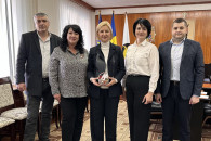 Ирина Влах продолжает поездки по районам: о чем говорила политик с руководством Глодян