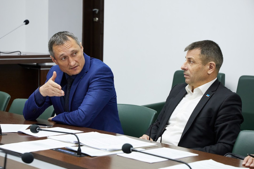 Тарнавский: "меня лишили должности, но не доверия и мандата от избирателей"