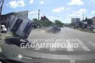 Момент ДТП с участием "скорой" в Чадыр-Лунге попал на видео
