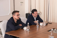 В Сети опубликовали первые фотографии встречи молдавской оппозиции