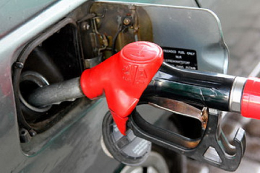 "Солярка" дорожает, бензин пока нет: цены от молдавского НАРЭ