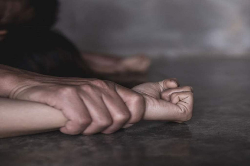 Изнасиловал 11-летнюю падчерицу: какой срок грозит мужчине