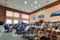 "Сделали ее для картинки". Депутат НСГ о встрече членов правительства с примарами
