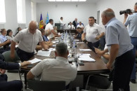 Очередное заседание НСГ началось со скандала; объявлен перерыв