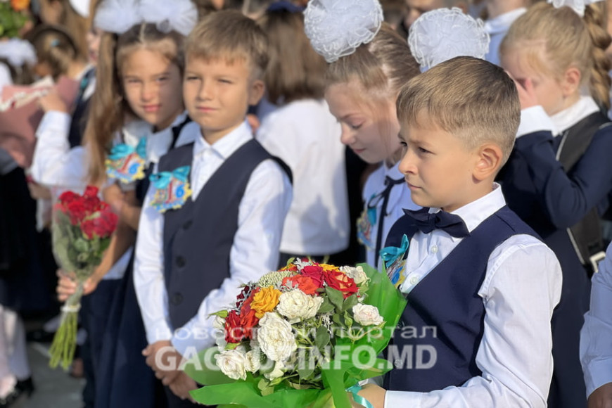 Первый день школы в Гагаузии: за парты сядут 1,5 тысячи учеников