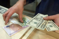 В Молдове перестала работать "Золотая корона". Перевести деньги из России больше нельзя
