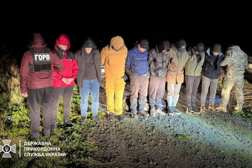 Пограничники задержали 19 украинцев, пытавшихся сбежать в Молдову