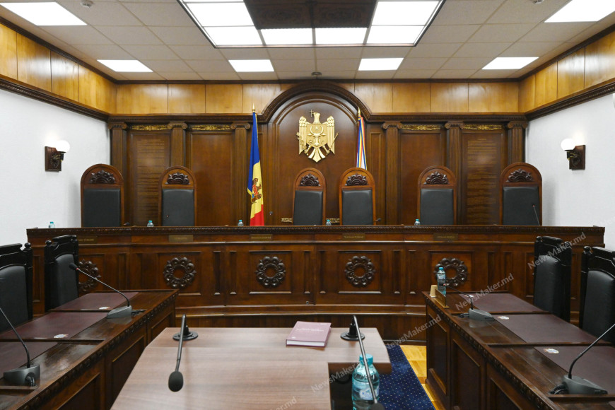 Минюст опроверг информацию о росте пенсий членов Конституционного суда
