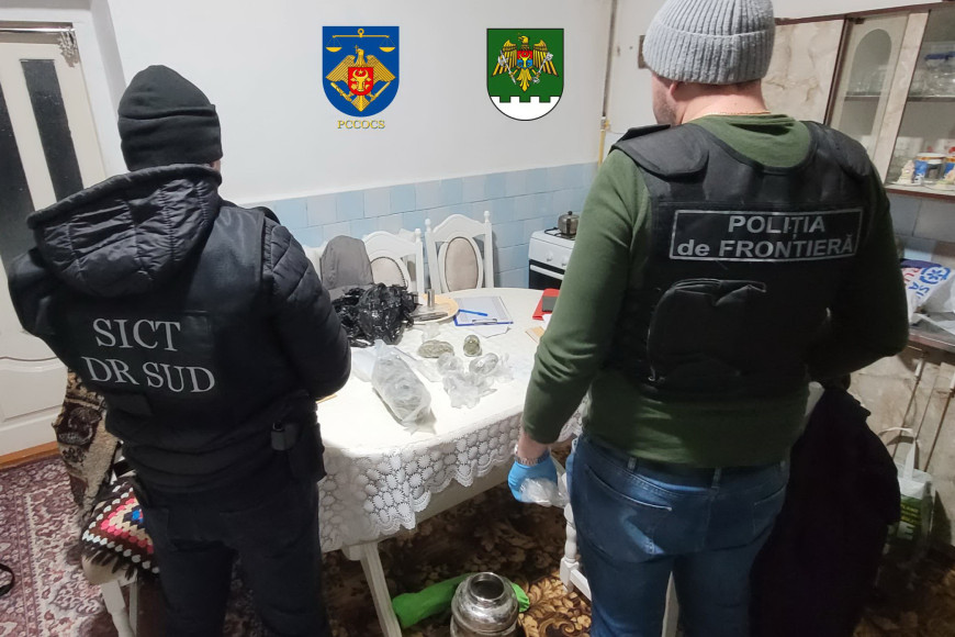 Двое жителей Гагаузии "попались" на торговле марихуаной