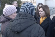 "Невозможно выживать". Жительница Варницы просит Санду о помощи