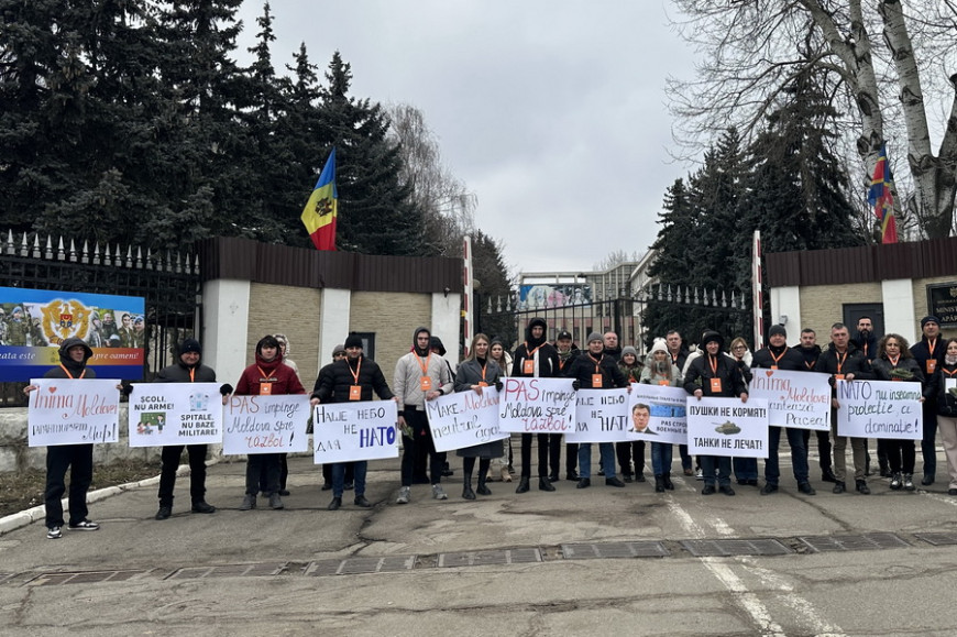 "Ваши игры в войну закончатся трагедией" - Партия INIMA MOLDOVEI потребовала от правительства прекратить милитаризацию страны