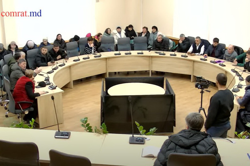 Публичные слушания в Комрате: родители воспитанников детсадов выступили против смены схемы питания