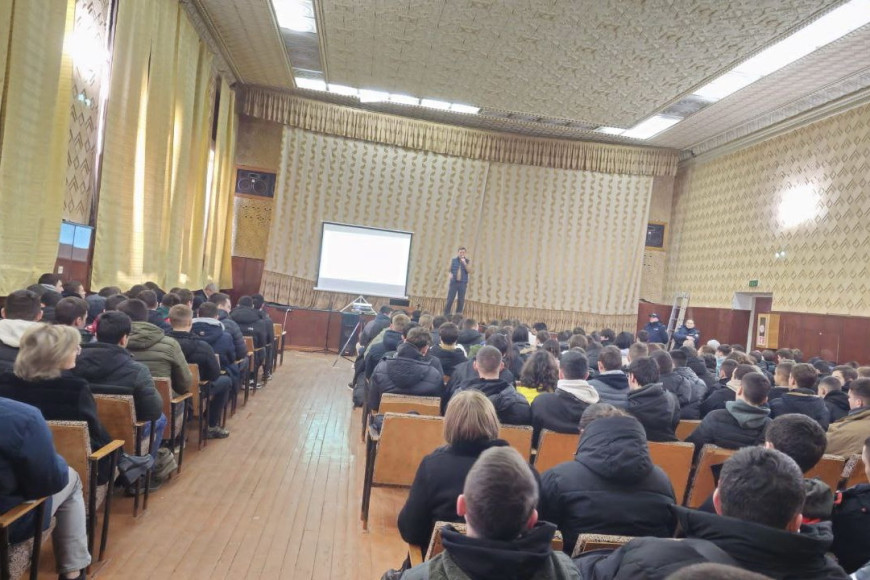 "Вся правда о наркотиках". Продолжение цикла лекций в учебных заведениях Гагаузии