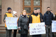 "Удавка на шее народа". Inima Moldovei провела протест против роста госдолга