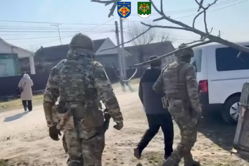 В распространении наркотиков обвинили двух жителей Гагаузии, они задержаны