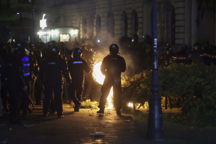 "Европа - это диктатура, в Румынии - тирания". Джорджеску об отказе ЦИК в его регистрации; в стране беспорядки