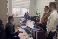 В Исполкоме Гагаузии начали изымать документы